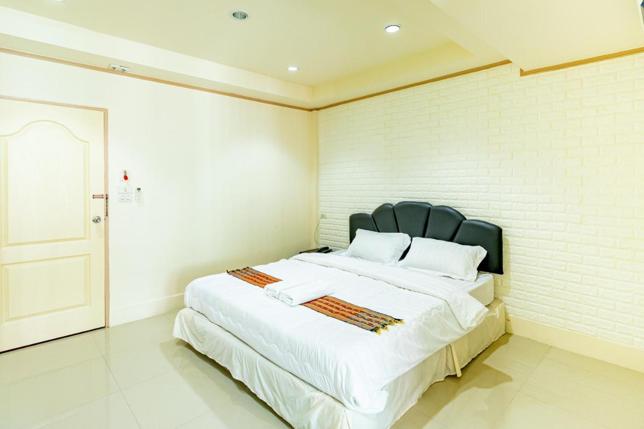 Ice Residence Hotel Bang Sao Thong Exterior foto